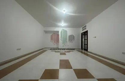 صورة لـ غرفة فارغة شقة - 3 غرف نوم - 3 حمامات للايجار في دلما ريزيدنس - شارع حمدان - أبوظبي ، صورة رقم 1