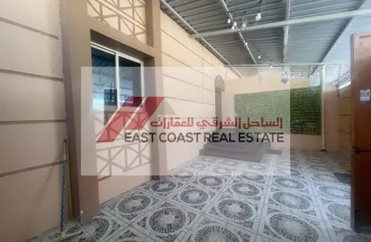 فيلا - 3 غرف نوم - 4 حمامات للايجار في الفصيل - الفجيرة
