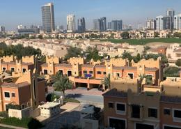 شقة - 2 غرف نوم - 3 حمامات للبيع في جولف فيو ريزدنس - مدينة دبي الرياضية - دبي
