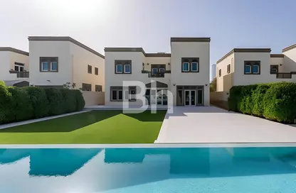 Villa - 3 Bedrooms - 4 Bathrooms for sale in Regional - Jumeirah Park - Dubai