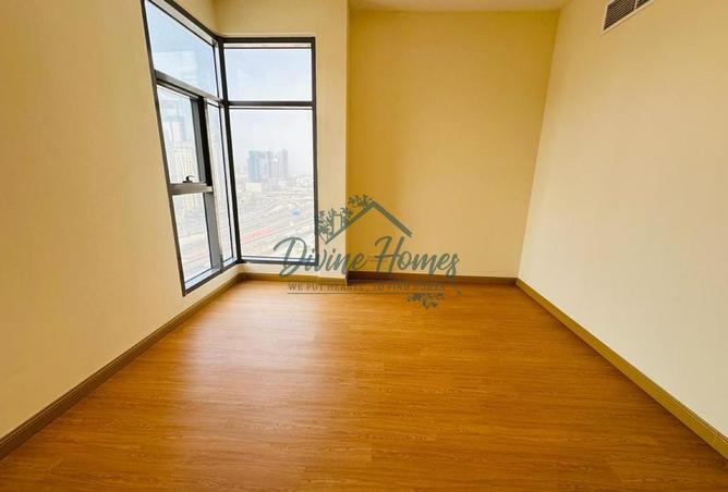 15833419 - صورة العقار 3