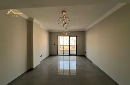 Apartment - 2 Bedrooms - 3 Bathrooms for rent in Muweileh Community - Muwaileh Commercial - Sharjah