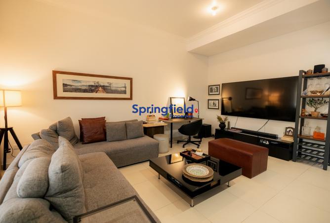 15039301 - Property Image 2