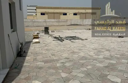 Warehouse - Studio - 1 Bathroom for rent in Umm Al Thuoob - Umm Al Quwain