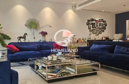Apartment - 2 Bedrooms - 2 Bathrooms for sale in Al Hallawi - Shoreline Apartments - Palm Jumeirah - Dubai