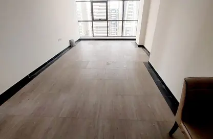 شقة - 3 غرف نوم - 3 حمامات للايجار في شارع التعاون الجديد - التعاون - الشارقة شقة - 3 غرف نوم - 3 حمامات للايجار في شارع التعاون الجديد - التعاون - الشارقة