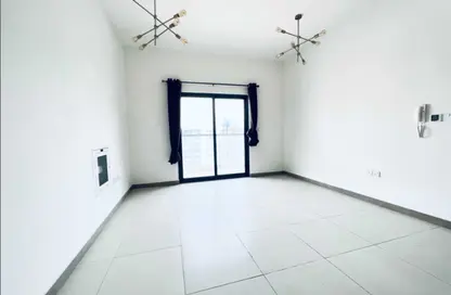 Apartment - 1 Bedroom - 1 Bathroom for rent in Binghatti Point - Dubai Silicon Oasis - Dubai