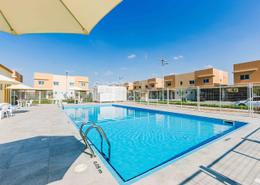Townhouse - 3 bedrooms - 4 bathrooms for rent in Manazel Al Reef 2 - Al Samha - Abu Dhabi