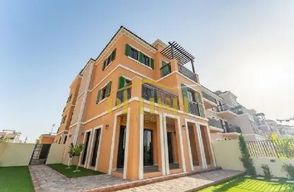 Outdoor Building image for: Townhouse - 4 Bedrooms - 6 Bathrooms for sale in Sur La Mer - La Mer - Jumeirah - Dubai, Image 1