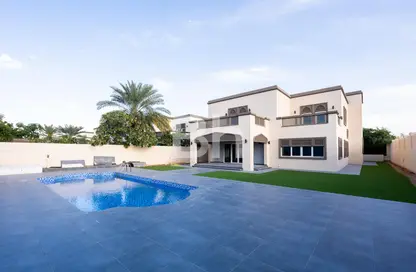 Villa - 4 Bedrooms - 5 Bathrooms for sale in Regional - Jumeirah Park - Dubai