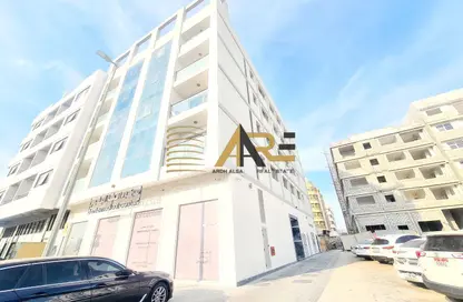 عمارة بالكامل - 8 غرف نوم - 8 حمامات للبيع في سراب 2 - الجادة - الشارقة