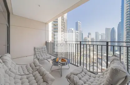 Apartment - 3 Bedrooms - 4 Bathrooms for sale in Boulevard Crescent Tower 1 - BLVD Crescent - Downtown Dubai - Dubai