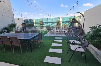 Townhouse - 5 Bedrooms - 6 Bathrooms for sale in Rukan Lofts - Dubai Land - Dubai