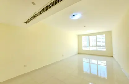 Apartment - 2 Bedrooms - 3 Bathrooms for rent in Coral Tower - Business Bay - Dubai