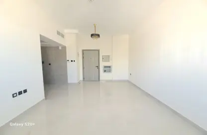 Apartment - 1 Bathroom for rent in Sarab 2 - Aljada - Sharjah