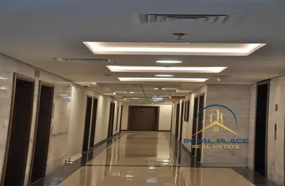 شقة - 2 غرف نوم - 2 حمامات للايجار في مساكن الحصين - مدينة دبي الصناعية - دبي