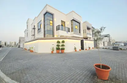 Villa - 5 Bedrooms - 7 Bathrooms for sale in Al Helio 2 - Al Helio - Ajman