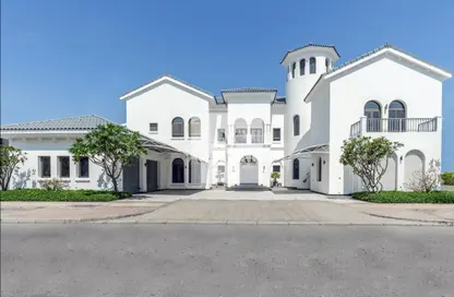 Villa - 6 Bedrooms - 7 Bathrooms for sale in Signature Villas Frond C - Signature Villas - Palm Jumeirah - Dubai