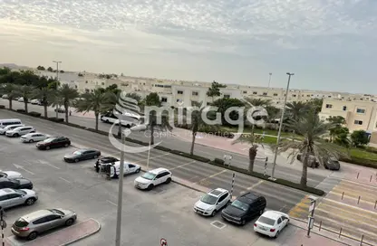Apartment - 3 Bedrooms - 5 Bathrooms for sale in Tower 20 - Al Reef Downtown - Al Reef - Abu Dhabi