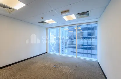 Office Space - Studio for rent in Single Business Tower - Sheikh Zayed Road - Dubai