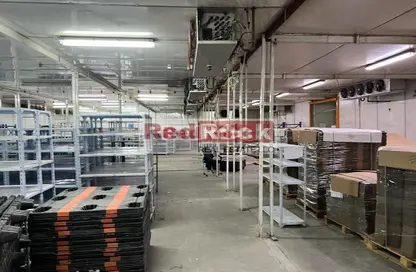 Warehouse - Studio - 1 Bathroom for rent in Umm Ramool - Dubai