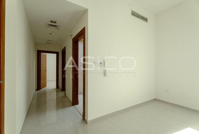 15712014 - Property Image 2