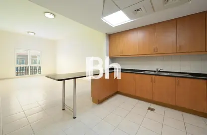 شقة - 3 حمامات للبيع في مبنى 108-137 - طراز حديث - ديسكفري غاردنز - دبي شقة - 3 حمامات للبيع في مبنى 108-137 - طراز حديث - ديسكفري غاردنز - دبي