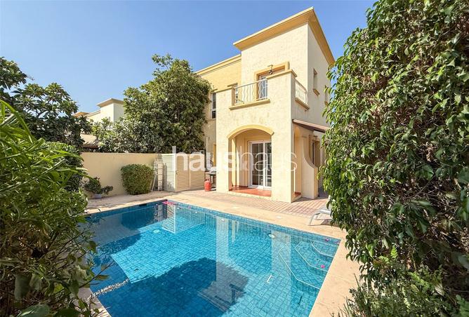 15586153 - Property Main Image