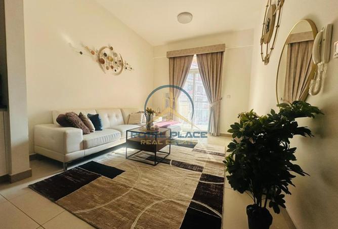 Spacious 1 BR in Binghatti Gateway - Al Jaddaf