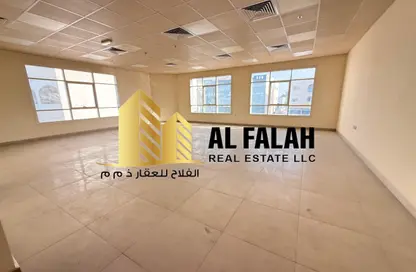 مكتب - استوديو - 1 حمام للايجار في المنطقة الصناعية رقم 5 - المنطقة الصناعية بالشارقة - الشارقة