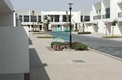 فيلا - 3 غرف نوم - 4 حمامات للايجار في مها تون هوسيس - تاون سكوير - دبي