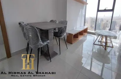 شقة - غرفة نوم - 2 حمامات للايجار في برج بلو ويفز - مجمع دبي ريزيدنس - دبي لاند - دبي