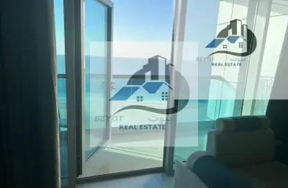 شقة - 2 غرف نوم - 2 حمامات للايجار في مساكن كورنيش عجمان - طريق كورنيش عجمان - عجمان