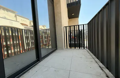 Apartment - 1 Bathroom for rent in Beverly Residence - Jumeirah Village Circle - Dubai