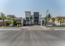 Outdoor Building image for: Villa - 4 bedrooms - 6 bathrooms for sale in Signature Villas Frond K - Signature Villas - Palm Jumeirah - Dubai, Image 1