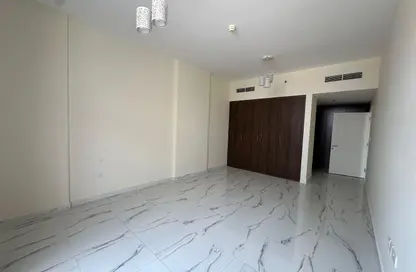 Apartment - 1 Bedroom - 2 Bathrooms for rent in Al Warsan 2 - Al Warsan - Dubai