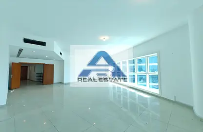 Apartment - 4 Bedrooms - 5 Bathrooms for rent in Corniche Road - Abu Dhabi