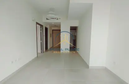 Apartment - 1 Bedroom - 2 Bathrooms for rent in Central Park Tower - Jumeirah Village Circle - Dubai