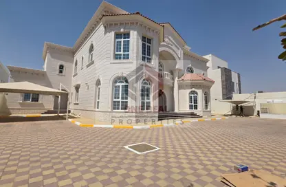 Villa - 7+ Bedrooms - 7+ Bathrooms for rent in Al Hili - Al Ain