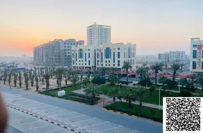 شقة - غرفة نوم - 2 حمامات للبيع في قرية الاميرة - الياسمين - عجمان