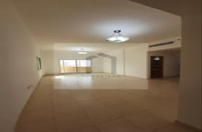 Apartment - 3 Bedrooms - 3 Bathrooms for rent in Hessa Homes Building - Oud Metha - Bur Dubai - Dubai