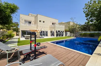 Villa - 5 Bedrooms - 6 Bathrooms for rent in Meadows 2 - Meadows - Dubai
