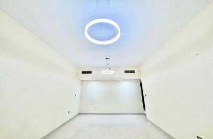 Apartment - 1 Bedroom - 2 Bathrooms for rent in Jumeirah Garden City - Al Satwa - Dubai