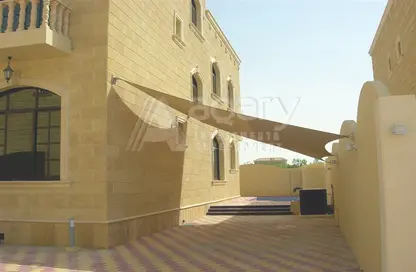 فيلا - 5 غرف نوم - 7 حمامات للايجار في مدينة شخبوط - أبوظبي