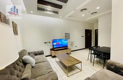 Living / Dining Room image for: Apartment - 1 Bedroom - 1 Bathroom for rent in Al Rifa'ah - Al Heerah - Sharjah, Image 1
