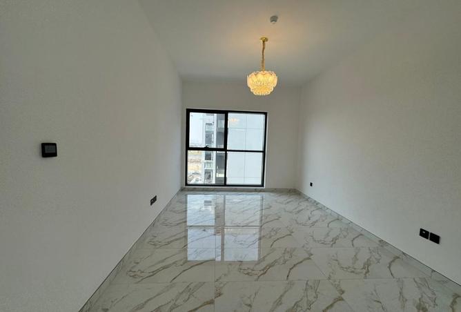 16012805 - Property Image 2