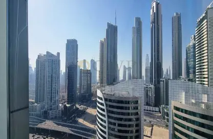 مكتب - استوديو للايجار في B2B  برج - الخليج التجاري - دبي