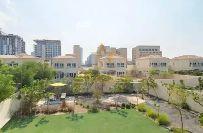 Villa - 2 Bedrooms - 4 Bathrooms for rent in District 16 - Jumeirah Village Circle - Dubai