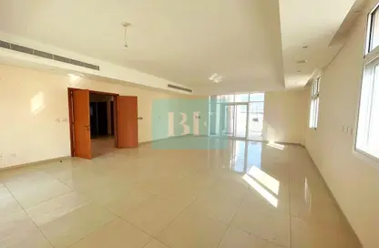 Empty Room image for: Villa - 5 Bedrooms - 7 Bathrooms for rent in Al Forsan Village - Khalifa City - Abu Dhabi, Image 1