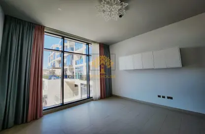 شقة - 2 غرف نوم - 3 حمامات للايجار في اويا رزيدنس‎ - مدينة السيارات - دبي